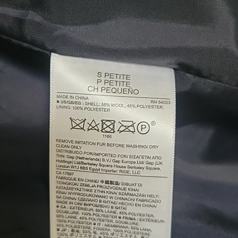 Banana Republic Navy Peacoat - Picture 4 of 5